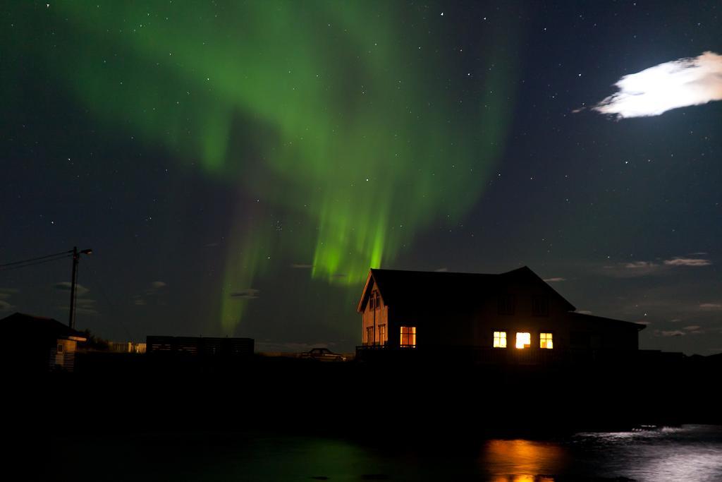 Kvalnesbrygga Hotel Kvalnes  Екстериор снимка